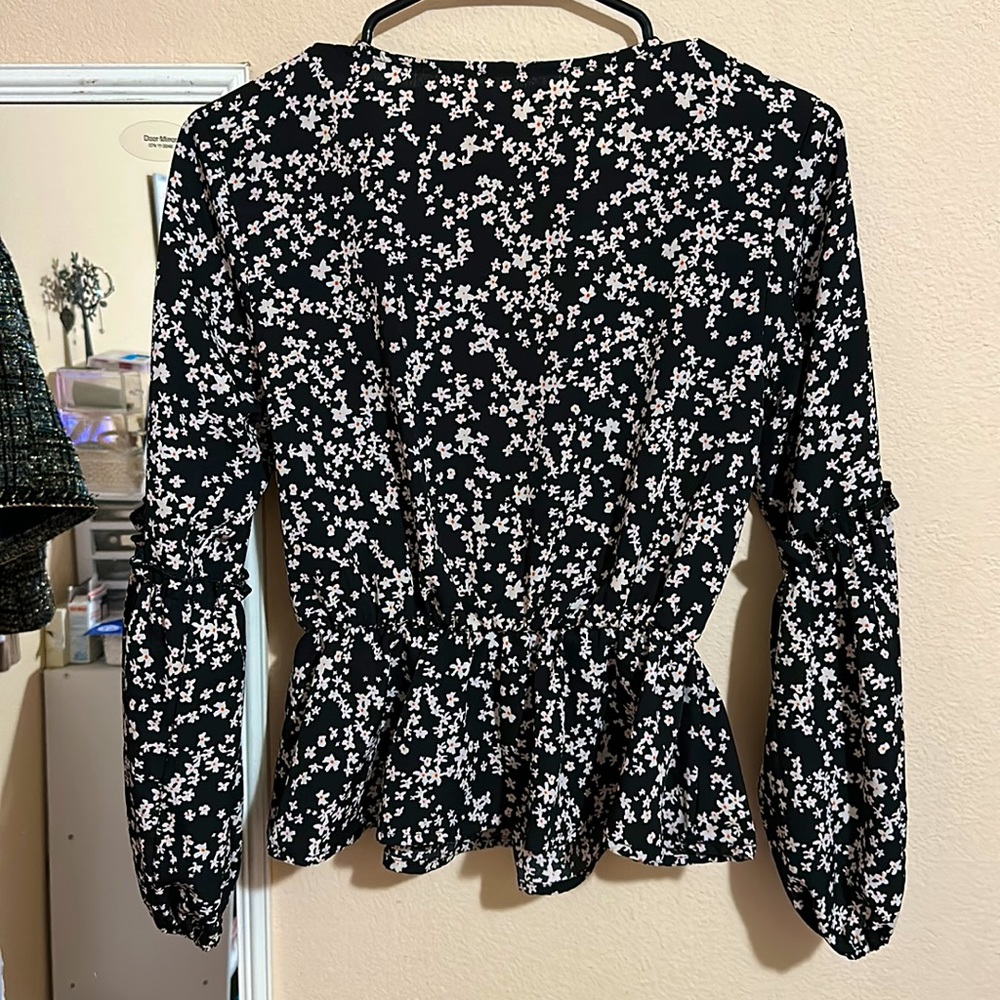 Blouse - Picture 3 of 3